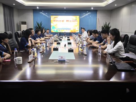 千里照归途 团圆共此时——88彩票集团举办外地职工中秋活动